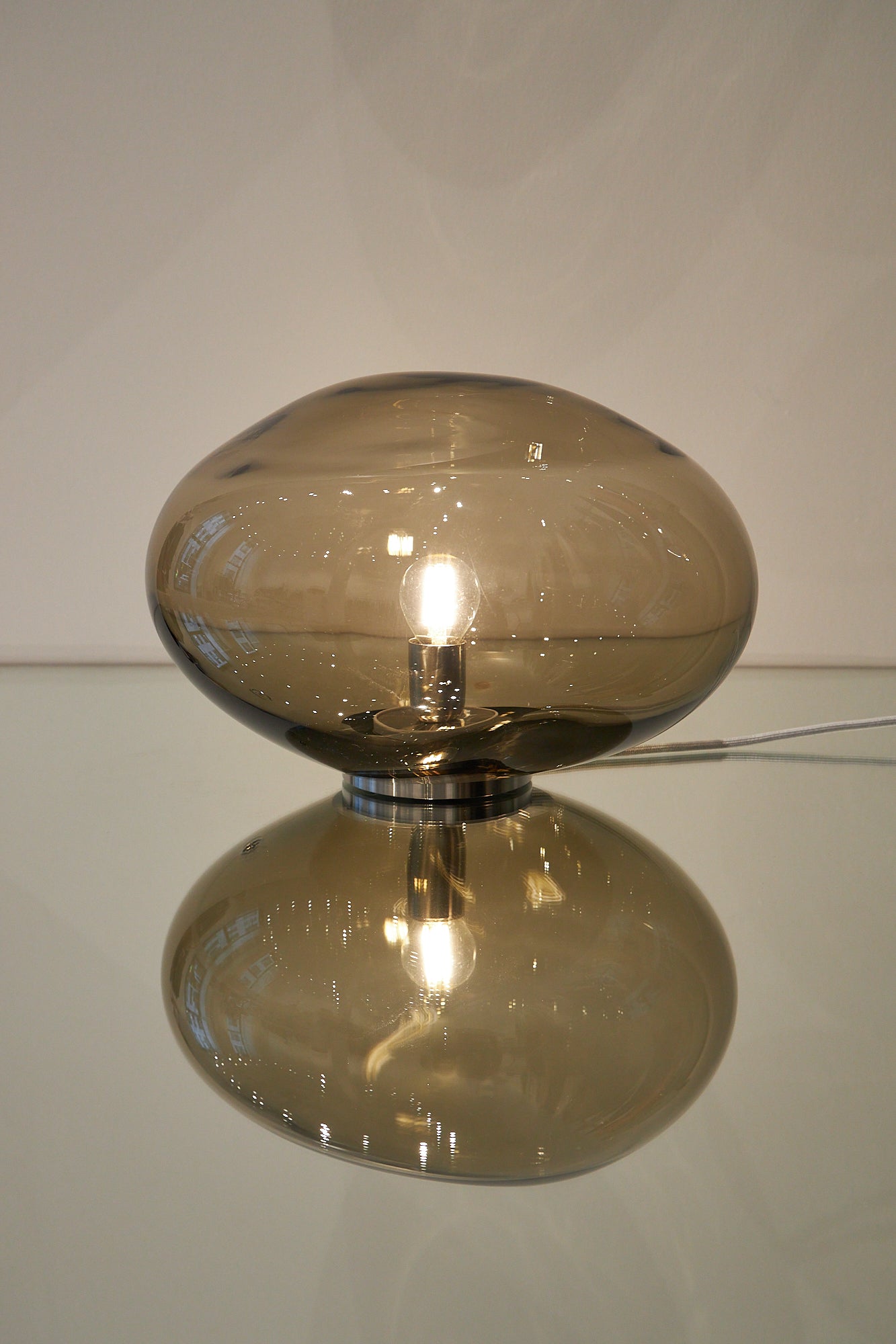 Tischlampe Haumea Amorph Taupe Opaque Special M