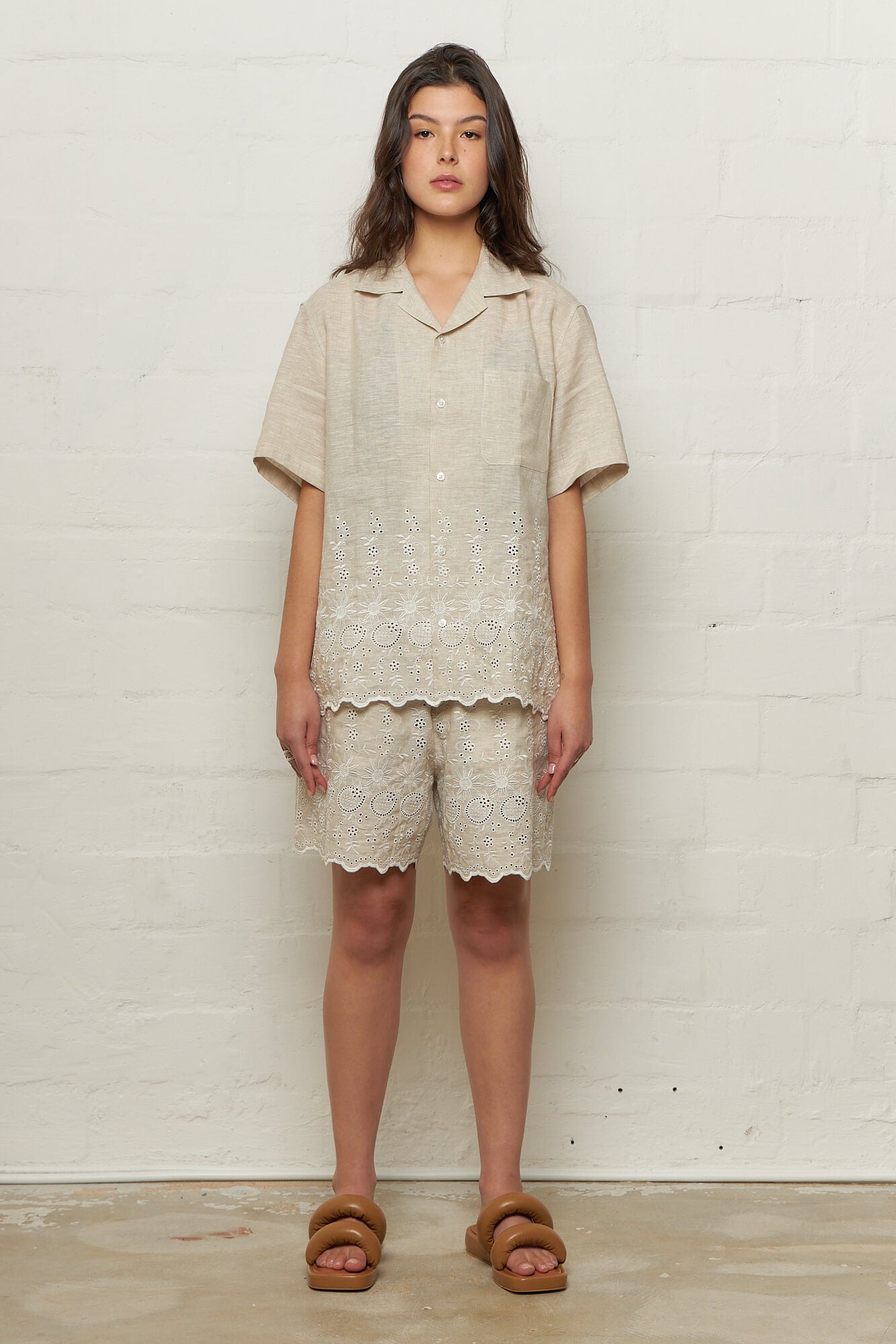 Ture Embroidered Shirt Linen White