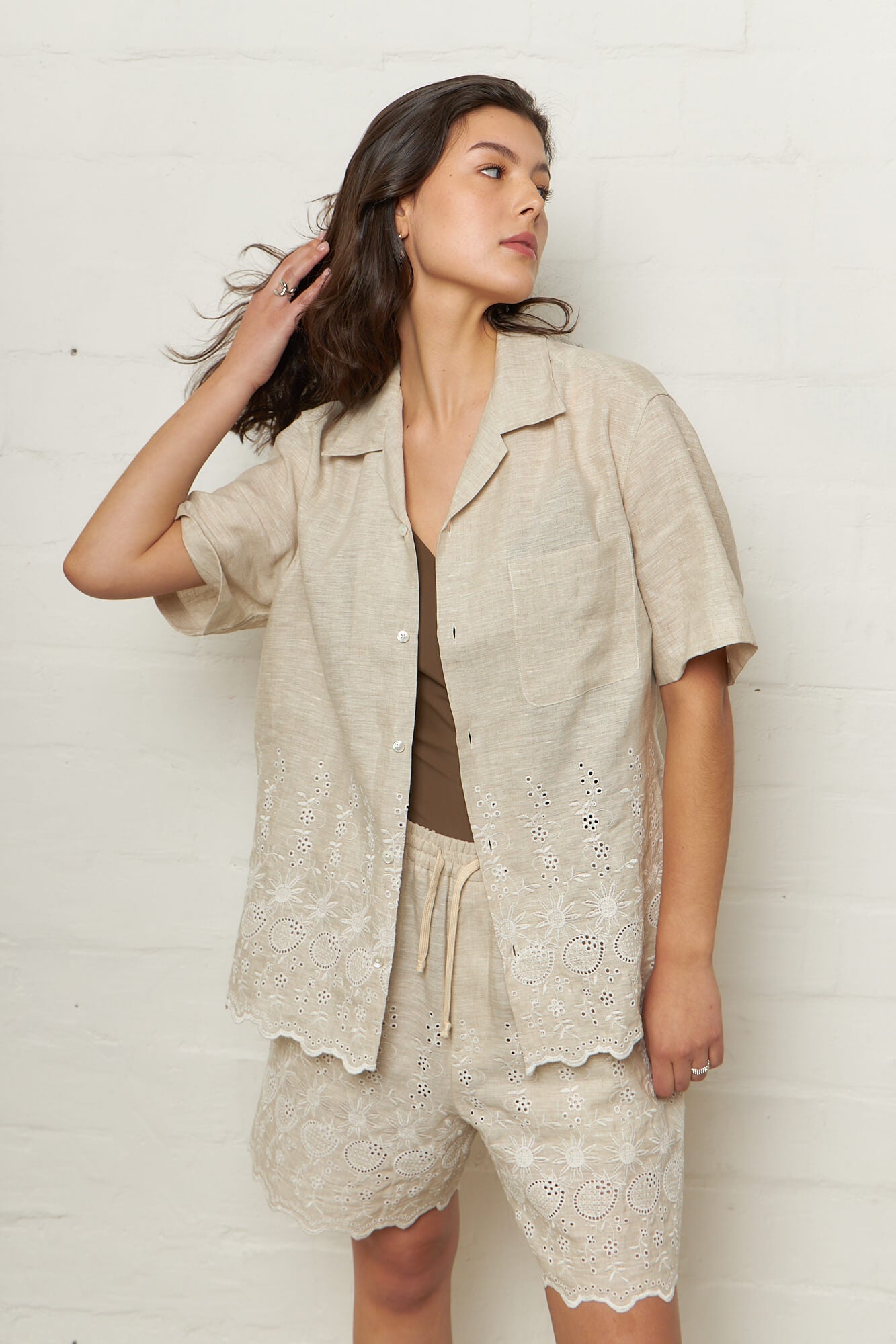 Ture Embroidered Shirt Linen White