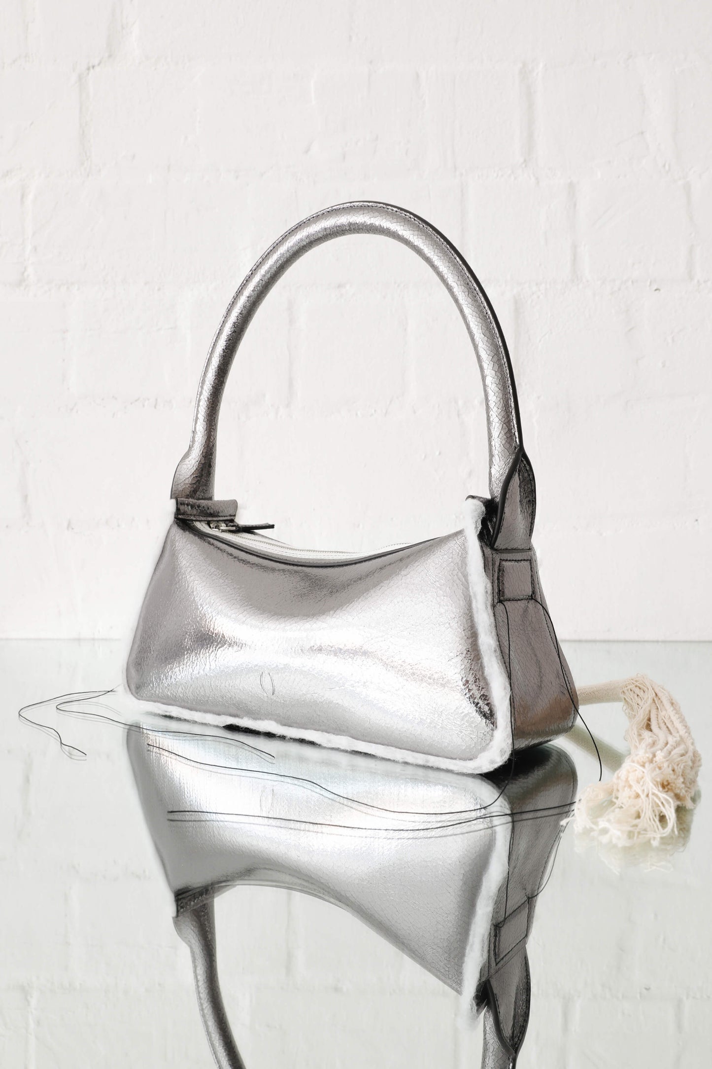Savvas Cracked Silver