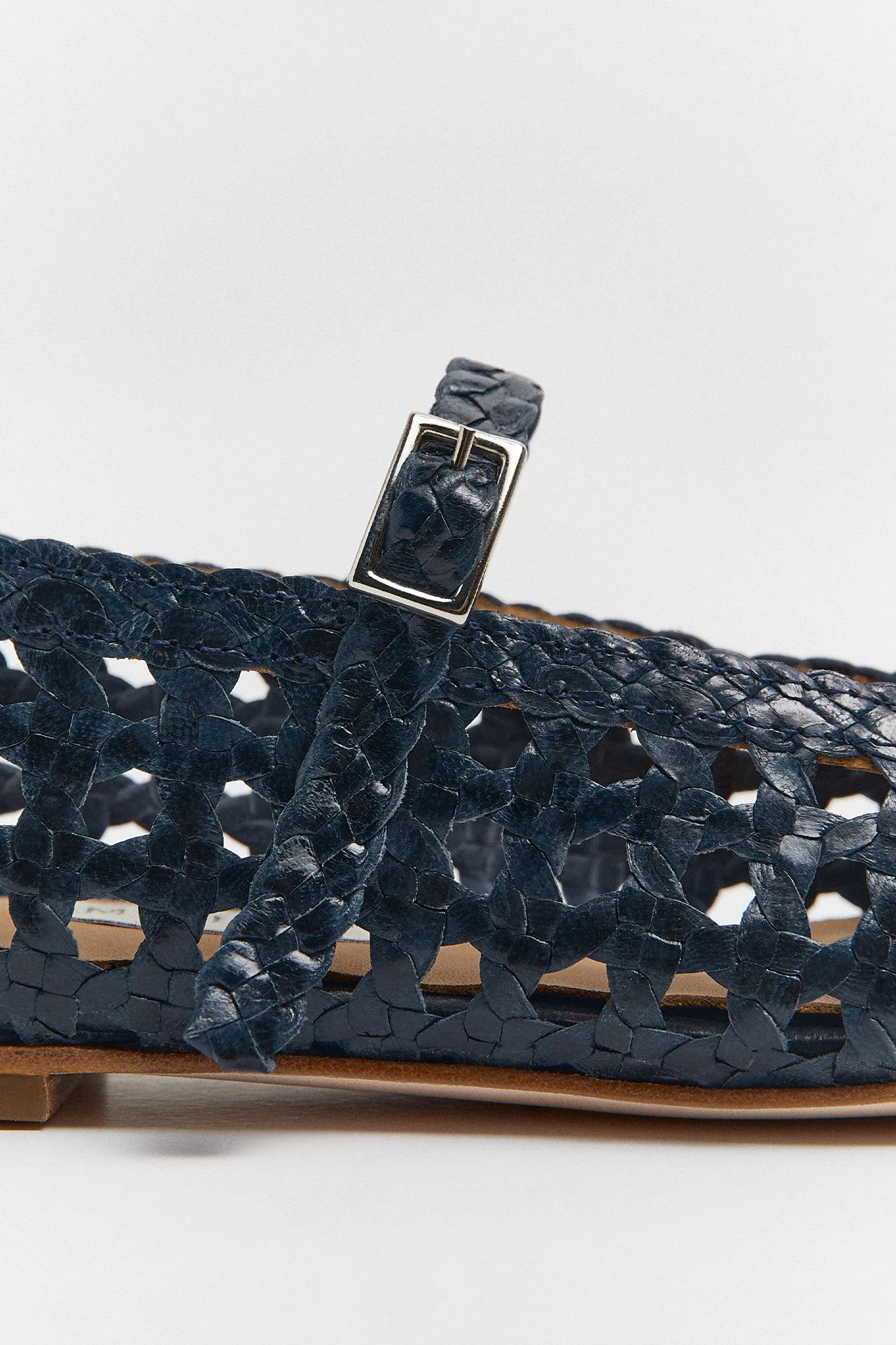 Yeida Navy Bailleiras