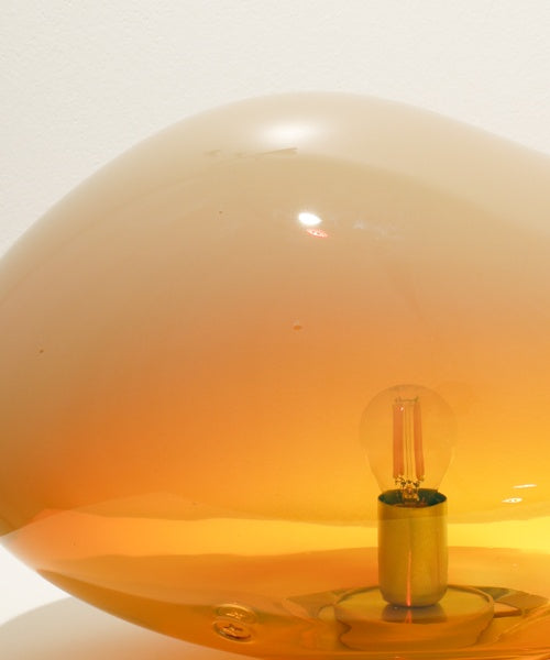 Tischlampe Haumea Convex Amber Iridescent L