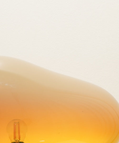 Tischlampe Haumea Convex Amber Iridescent L