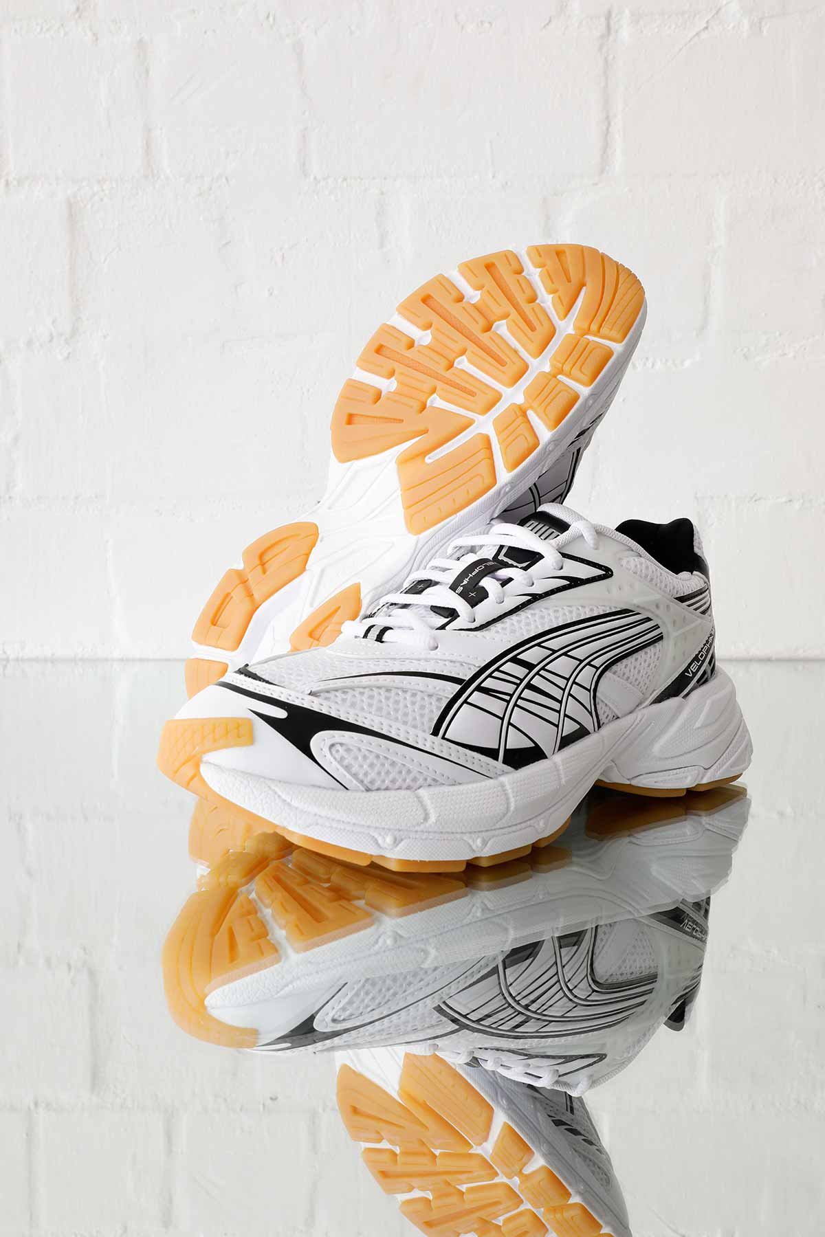 Velophasis Technic White-Black