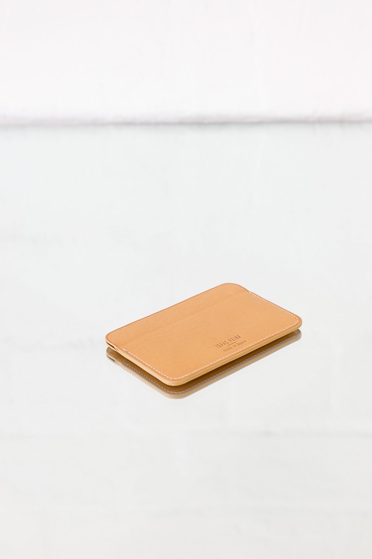 Natural Classify Card Holder