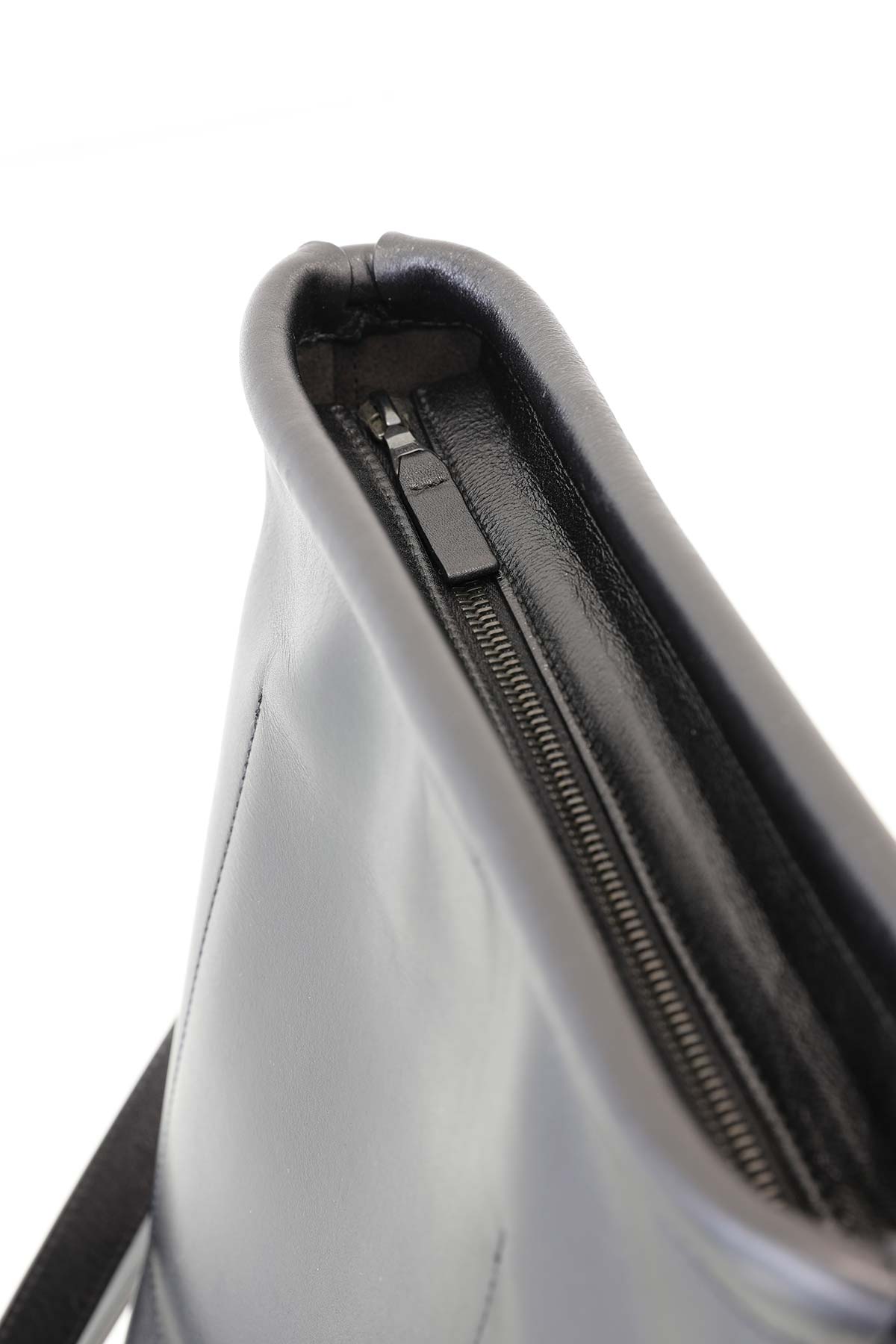 Black Swing Bucket Bag