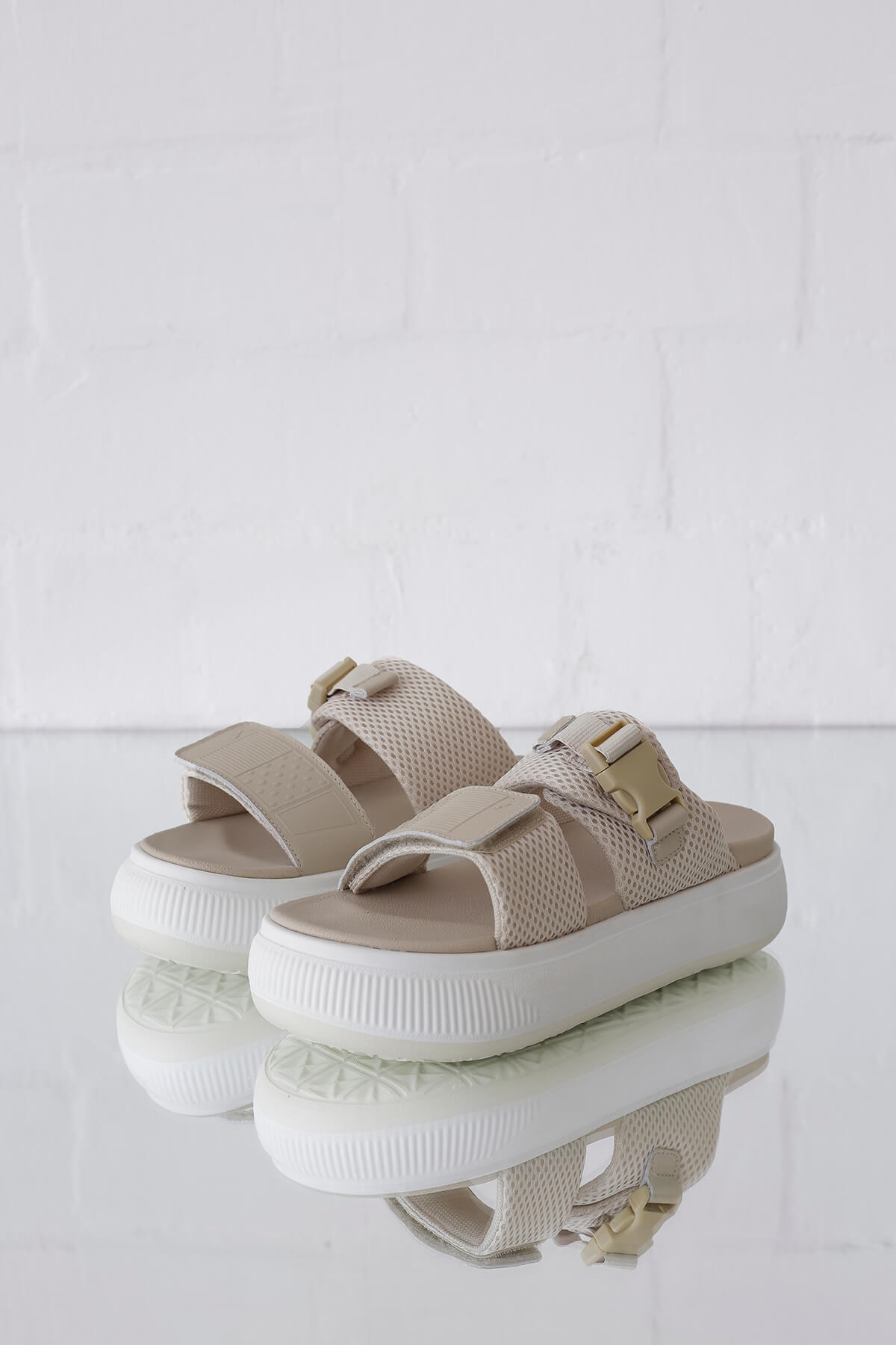 dozijn Integreren handelaar Puma Suede Mayu Sandal Infuse - The Wasted Hour Store – wasted hour -  concept store