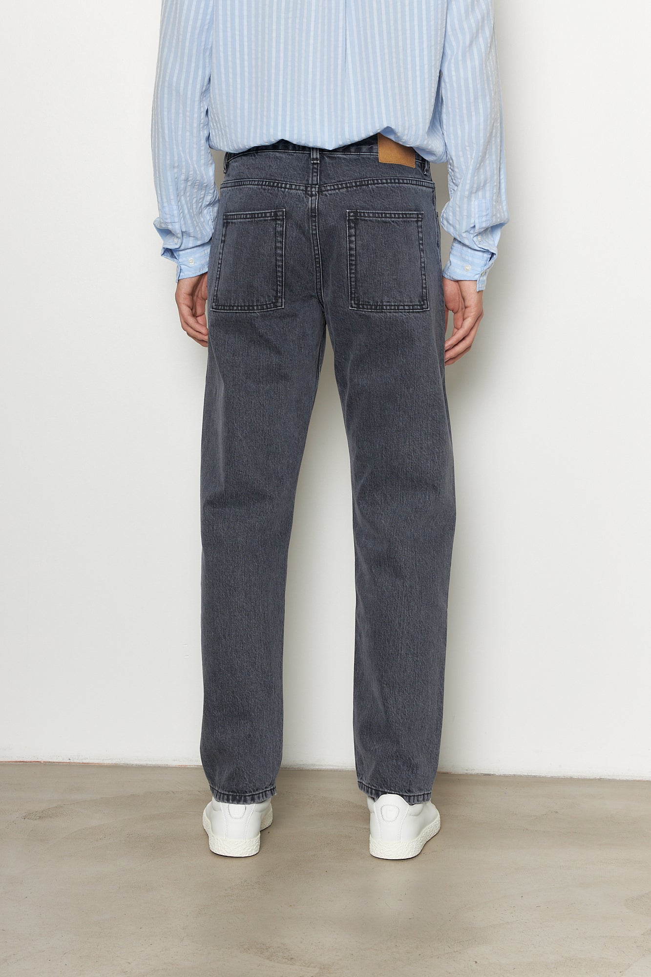 Another Jeans 1.0 Faded Black