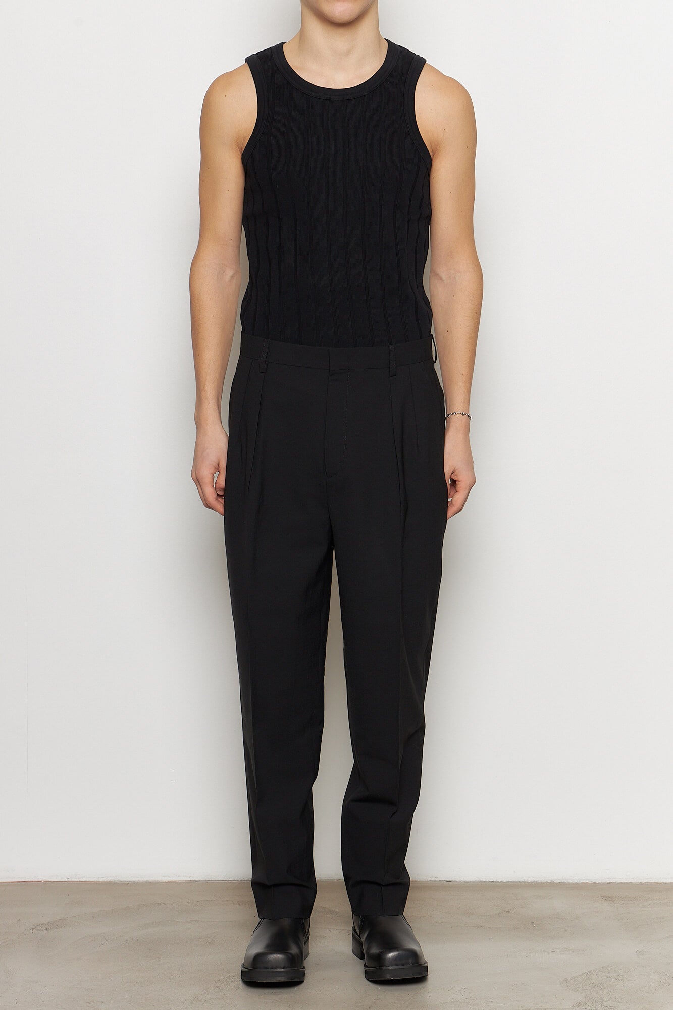 Lucio Black 2 Pleats Pants