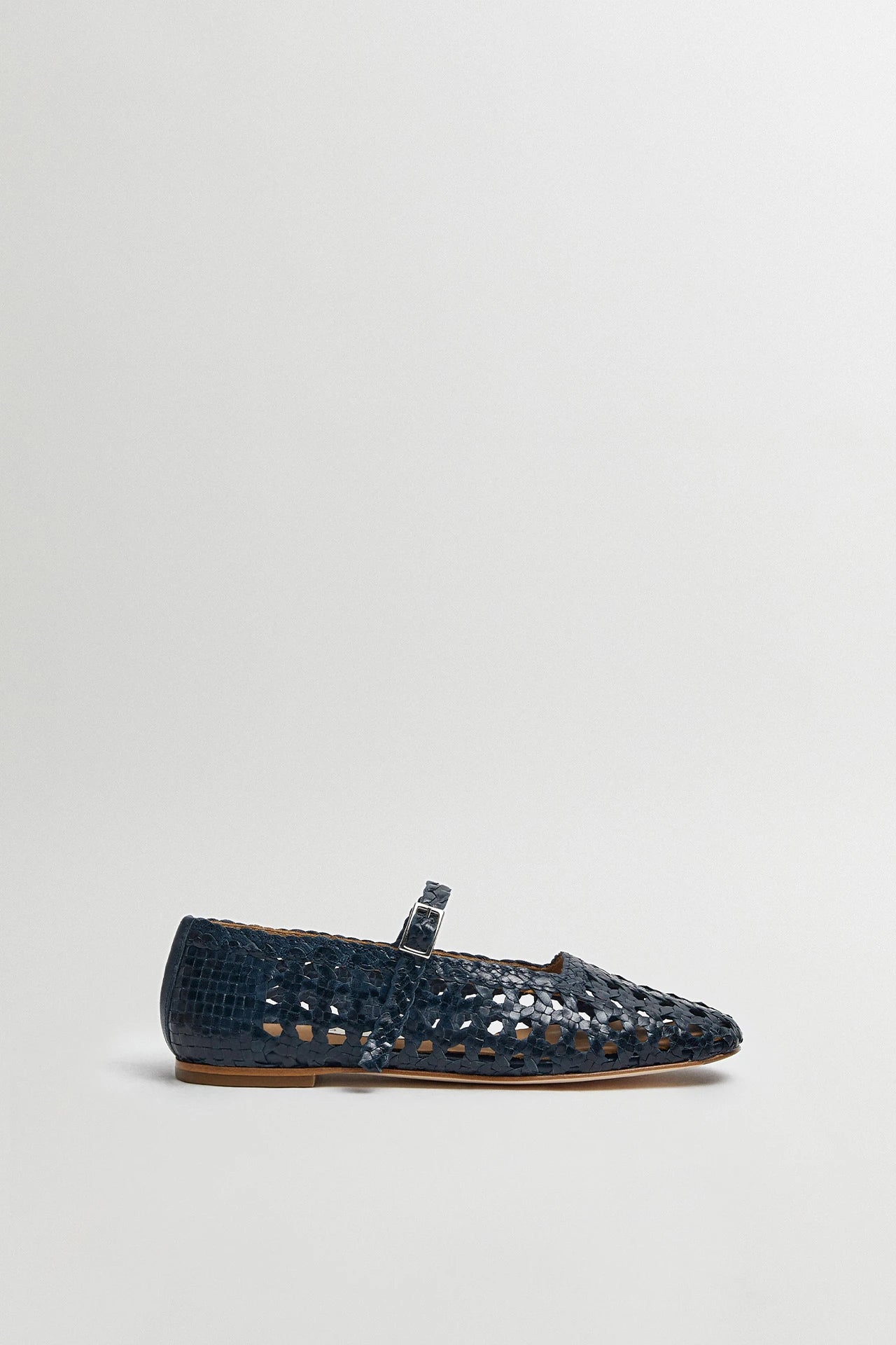 Yeida Navy Bailleiras