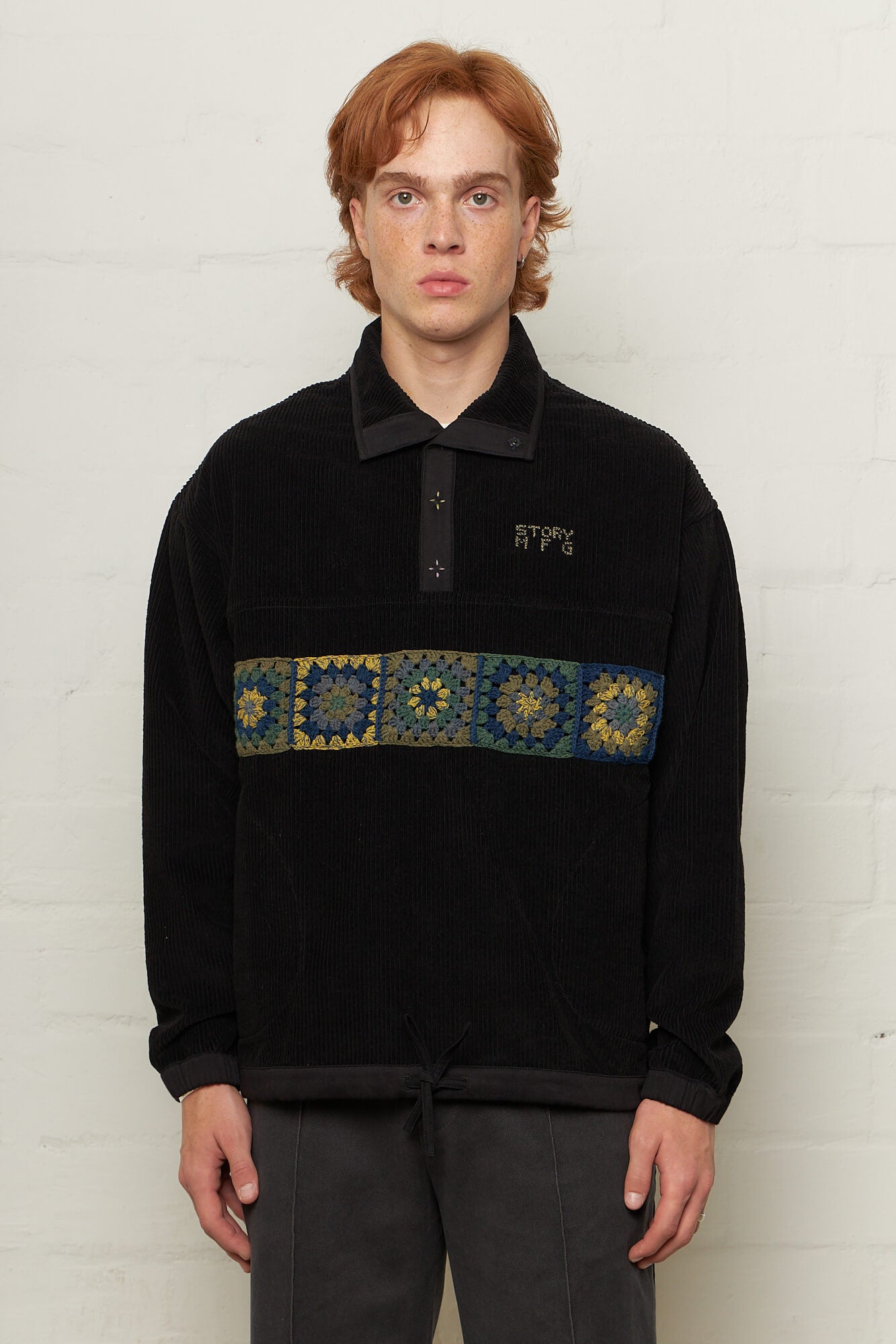 Polite Pullover Black Corduroy