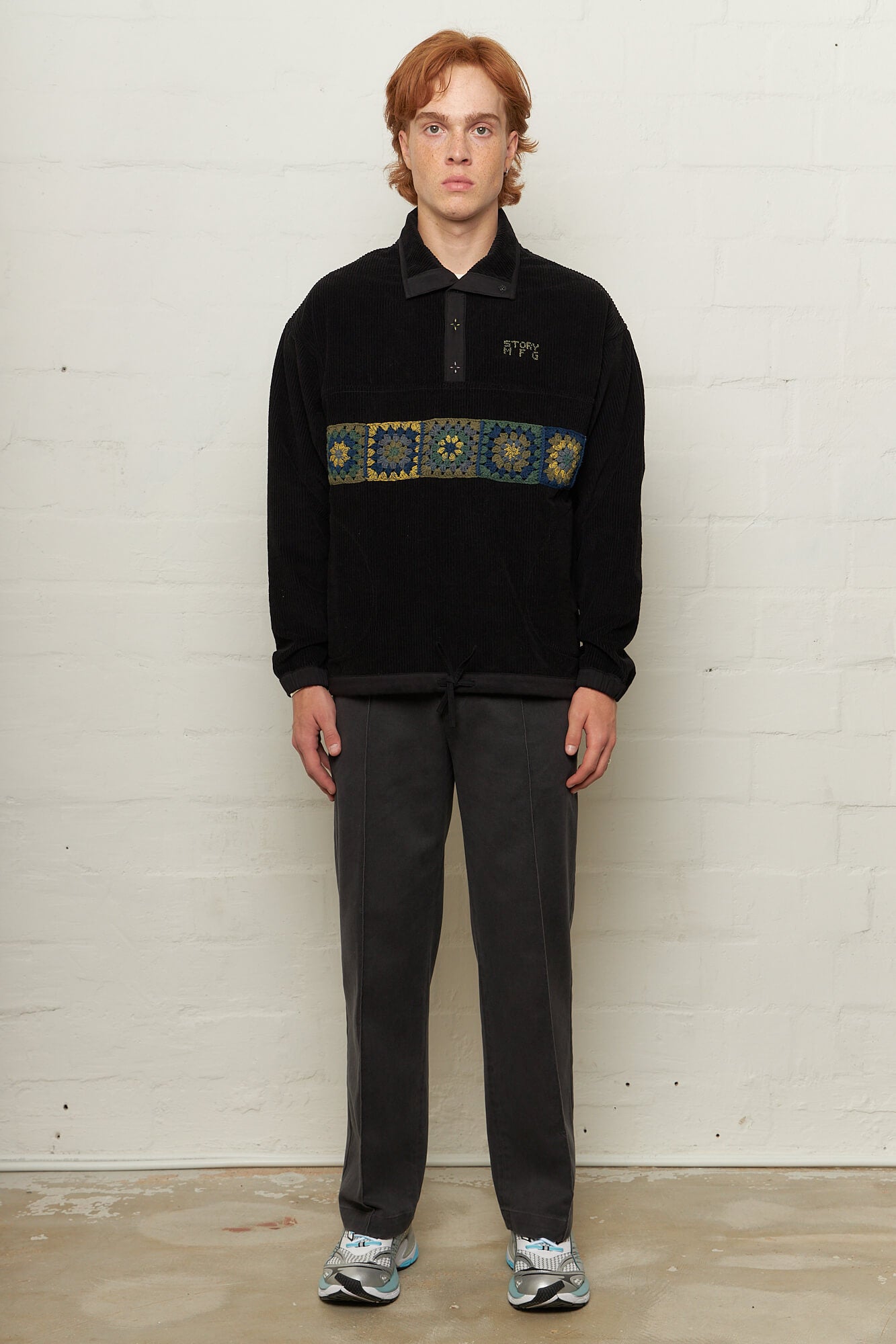 Polite Pullover Black Corduroy