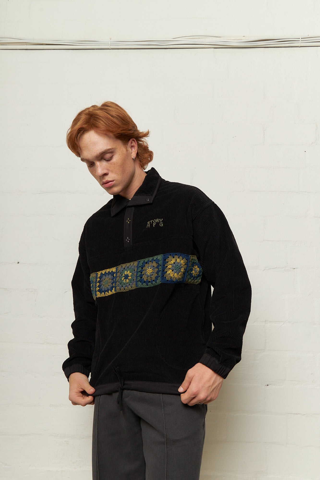 Polite Pullover Black Corduroy