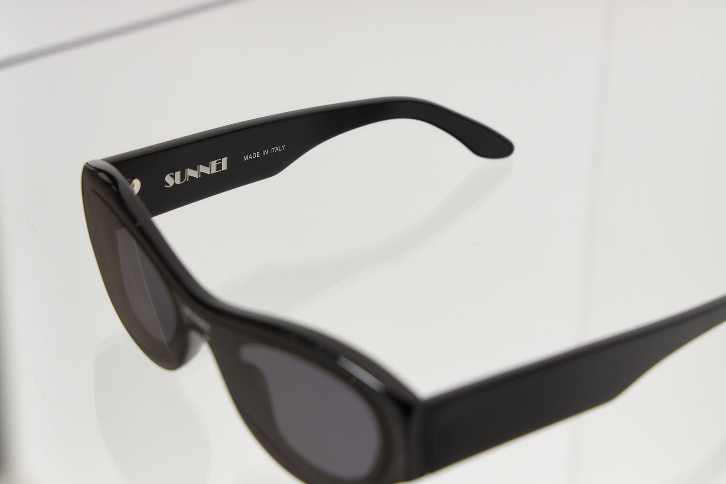 Prototipo 5 Sunglasses Black