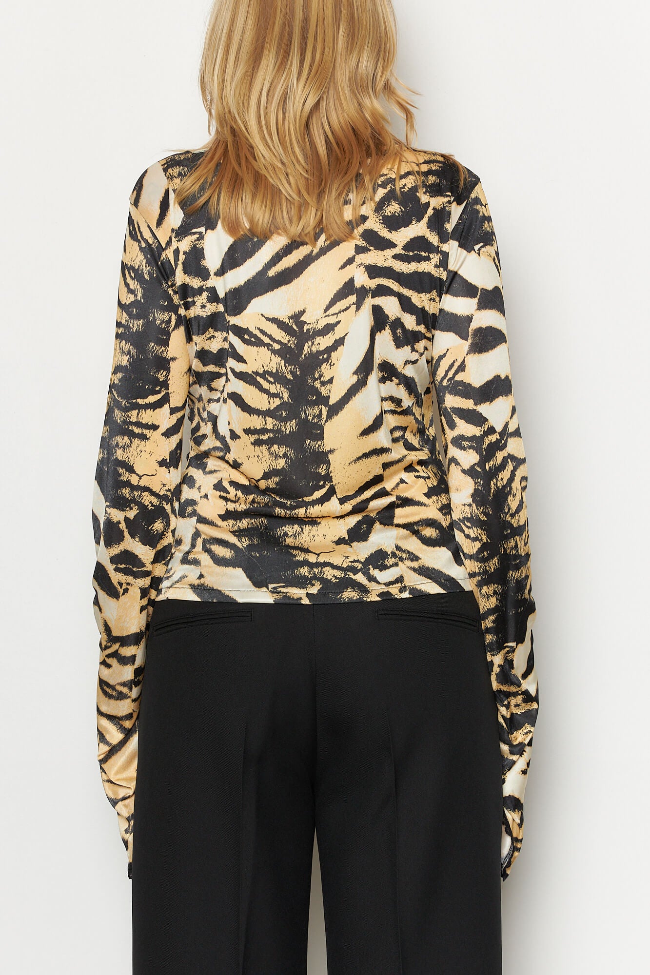 Carla Tiger Top