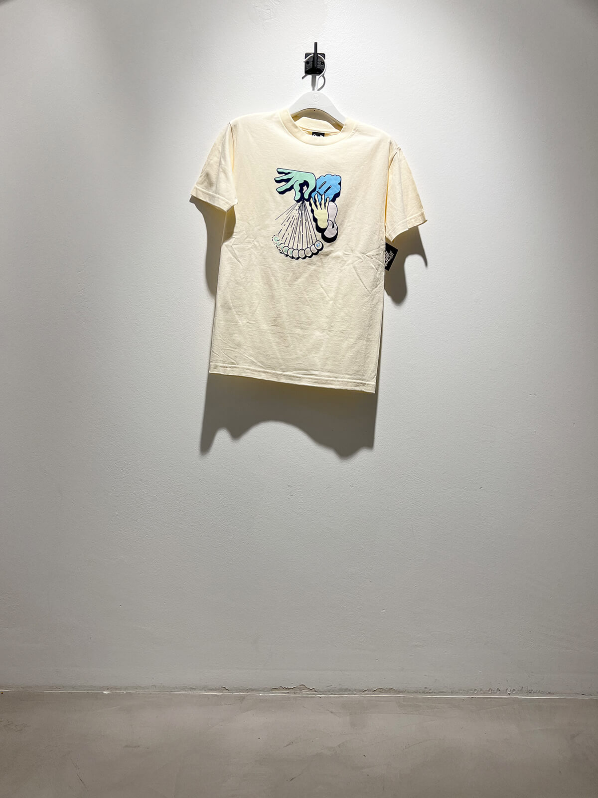 Pendulum T-Shirt Cream
