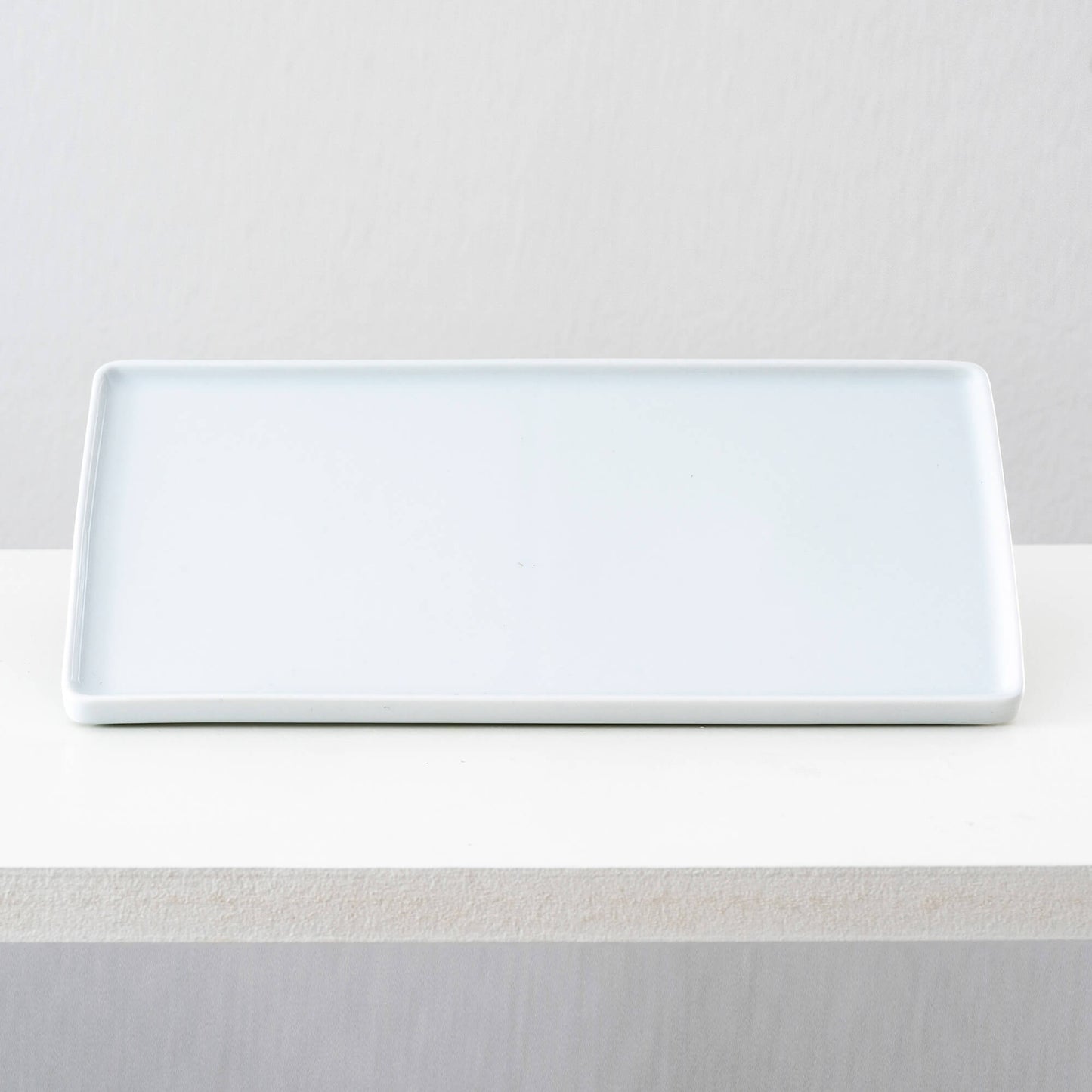 Rectangle plate
