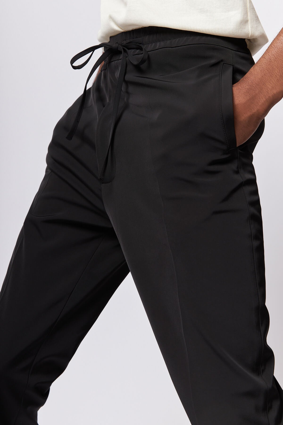Stan Elasticated-Waist Trousers Black