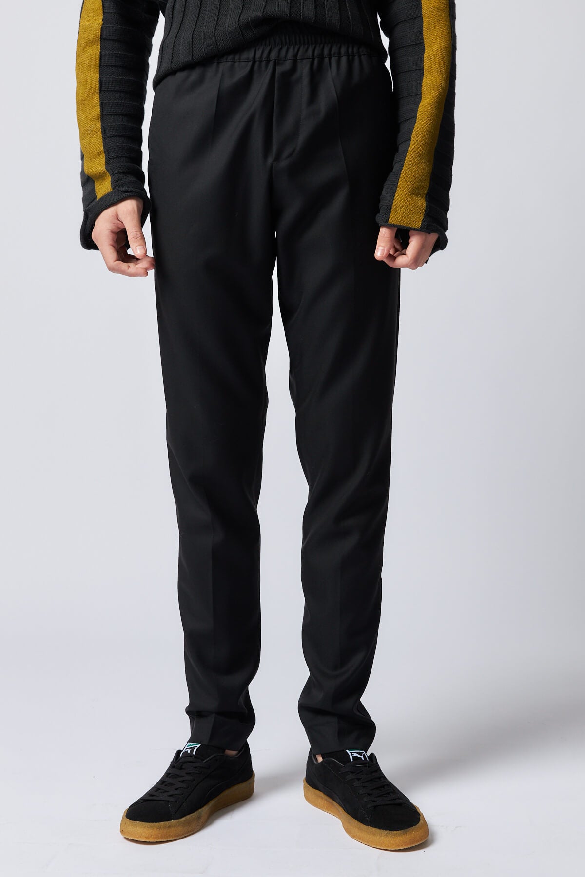 Light Wool Summer Jogger Black