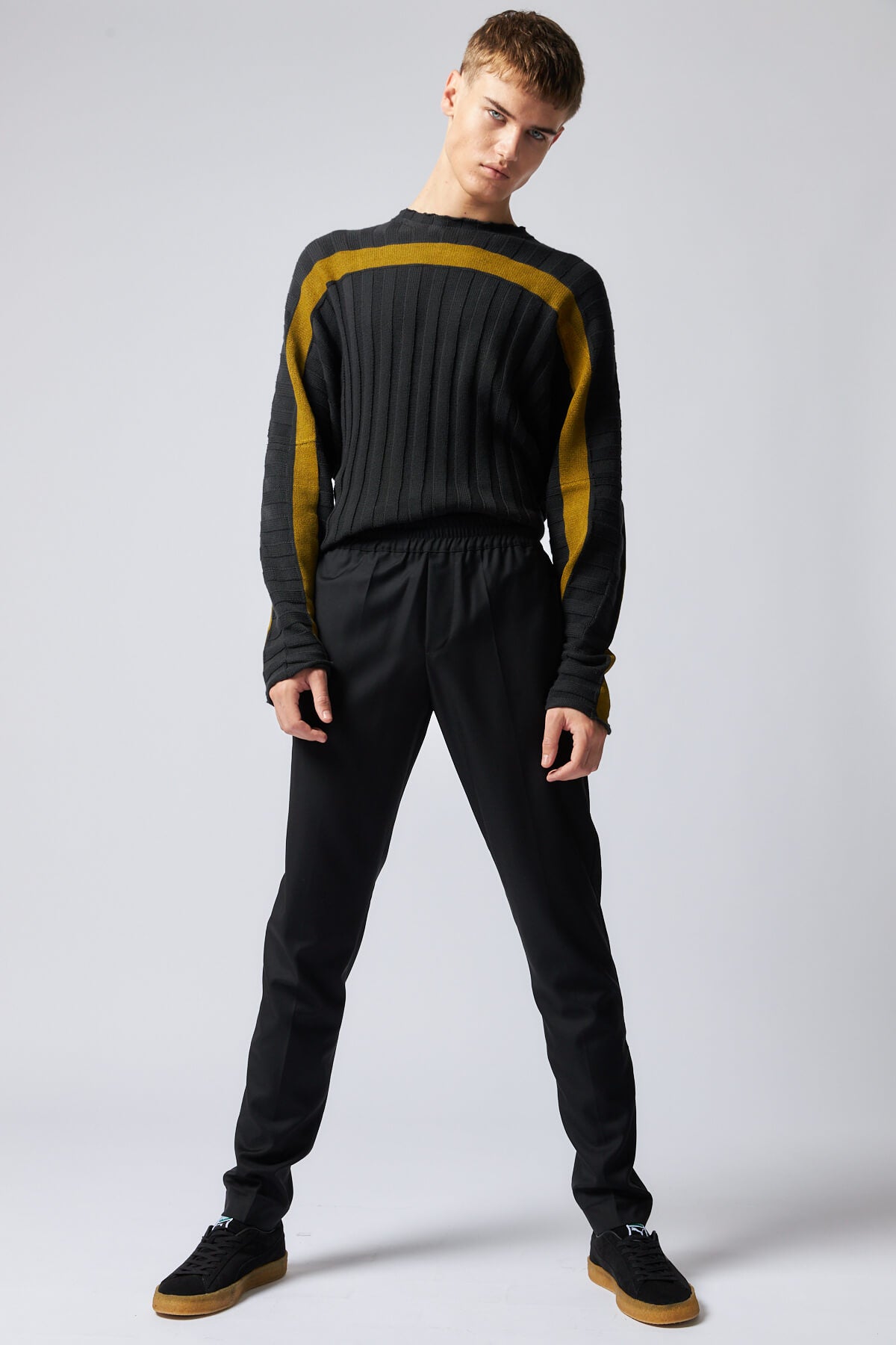 Light Wool Summer Jogger Black