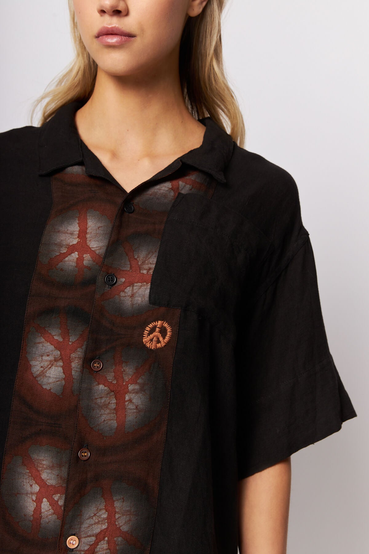 Greetings Shirt Iron Black Peaceful Resist